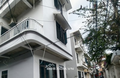 Hơn 2 tỉ nhà dân xây 2 tầng 3 ngủ đẹp ở ngay, Nội Thành Phủ Lý