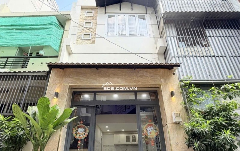 Nhà 5 tầng ô tô đỗ cửa, Nguyễn Hồng Đào, Bàu Cát, 5.2 tỷ