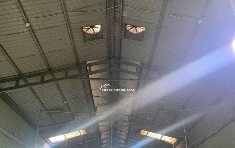 Cho thuê kho xưởng 550m2 Thạnh Lộc Quận 12