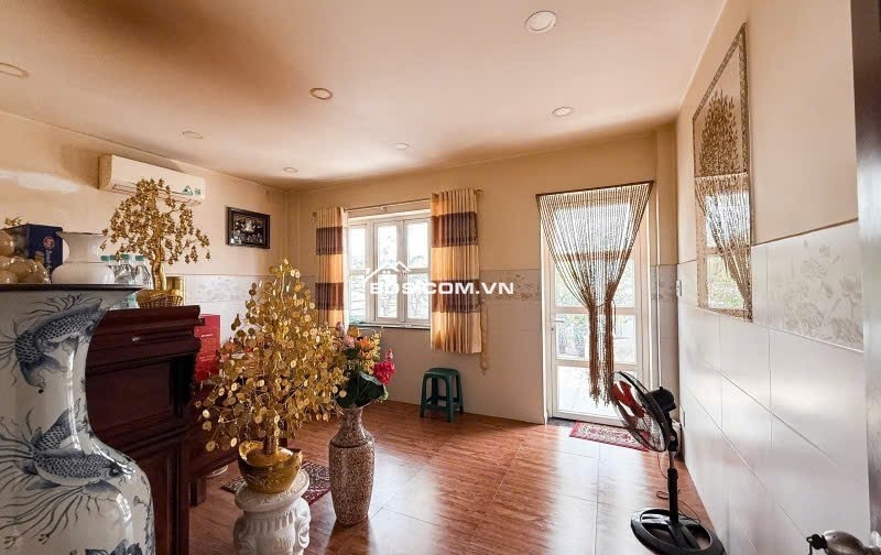 Bán GẤP nhà MTKD đa nghề ngang 5m 5 lầu 102m2 Lê Quang Định gần BV Gia Định chỉ 24.5 tỷ.