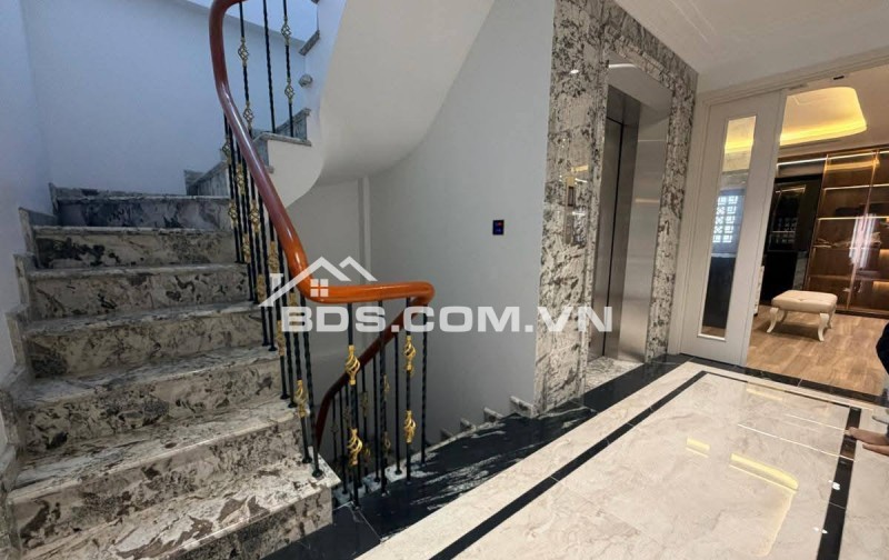 Bán Nhà Phố VIP Lê Thanh Nghị, Hai Bà Trưng 68m, 7 tầng, mt 4.3m, giá 45 tỷ.