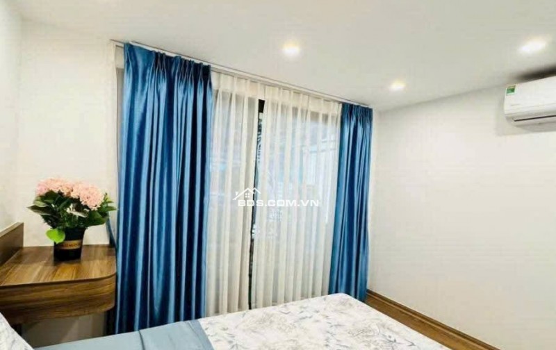 Bán Nhà Ngõ Ô Tô Quỳnh Mai, Hai Bà Trưng 70m, giá 4,35 tỷ.