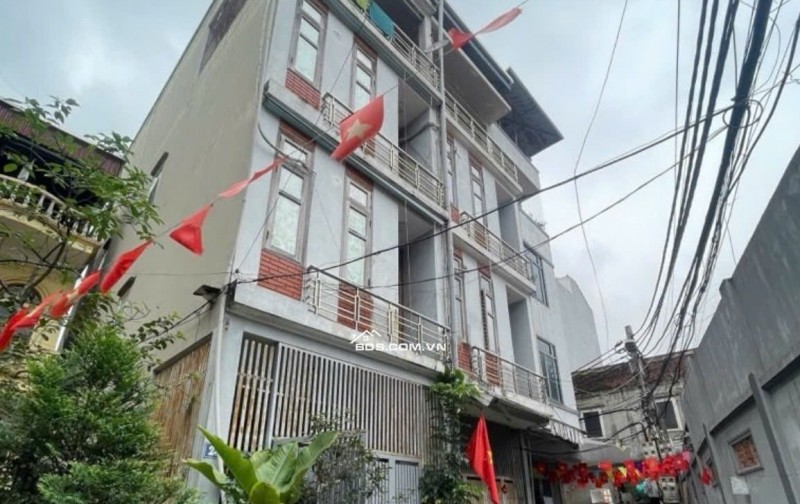 BÁN GẤP NHÀ KIM GIANG - NGÕ THÔNG - Ô TÔ ĐỖ CỬA