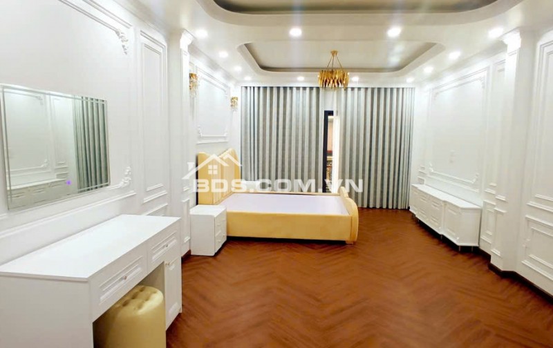 Bán Nhà Ô TÔ Vào Nhà, Kinh Doanh, Nguyễn Đức Cảnh 61m, 7 tầng, mt 4m, giá  24.5 tỷ.