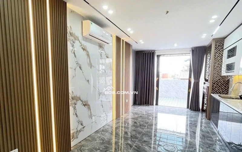 Bán Nhà Kinh Doanh, Ô TÔ Vào Nhà Tân Mai 51m, 6 tầng, giá 22.5 Tỷ.