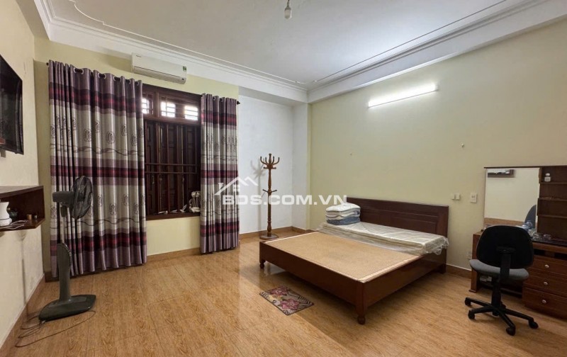 bán nhà khu đô thị trần lãm, giá 6,5 tỷ có thương lượng, 75m2, 4 tầng đủ công năng