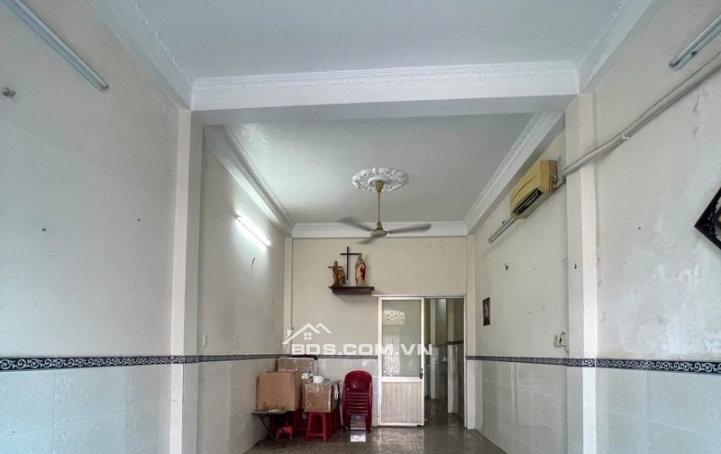 BÁN NHÀ 3 TẦNG MẶT TIỀN ĐƯỜNG 6M NGAY CHỢ TÂN PHÚ giá nhỉnh 7 Tỷ