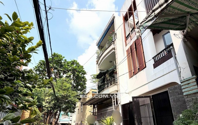 BÁN NHÀ 3 TẦNG MỚI XÂY KHU VỰC TÂN SƠN NHÌ, HẺM XE HƠI 6M THÔNG THOÁNG GẦN TRƯỜNG CẤP 2, 9.x Tỷ