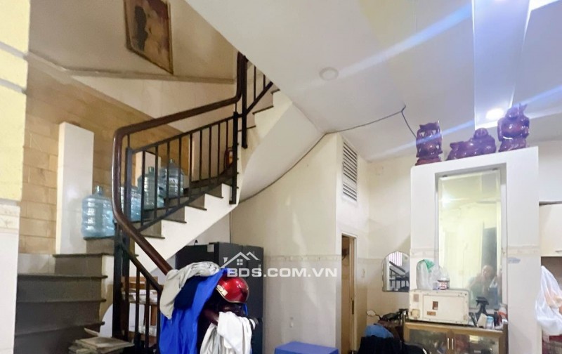 NHÀ ĐẸP 70M2 - NGAY CÔNG VIÊN ĐẦM SEN – GIÁ CHỈ 9,5 TỶ