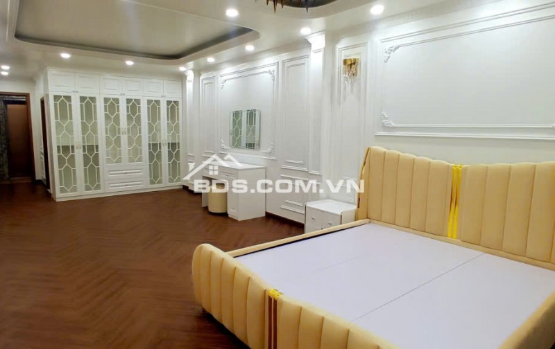 Bán Nhà Ô TÔ Vào Nhà, Kinh Doanh, Nguyễn Đức Cảnh 61m, 7 tầng, mt 4m, giá  24.5 tỷ.