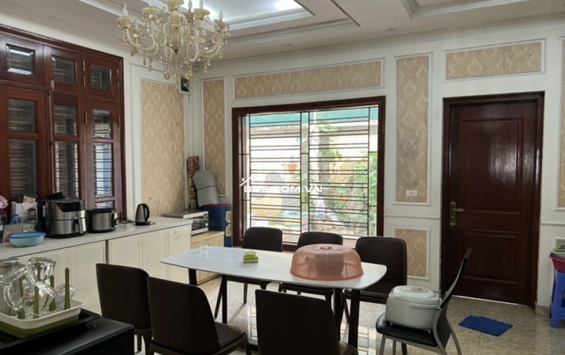 Cho thuê căn Biệt thự Trung văn Vinaconex3 DT180m, 4 tầng+ hầm