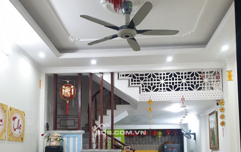 BÁN NHÀ ĐẸP 1.89 TỶ 2.5 TẦNG 51M2 ( TÂY NAM ) NGÕ VĨNH TRƯỜNG