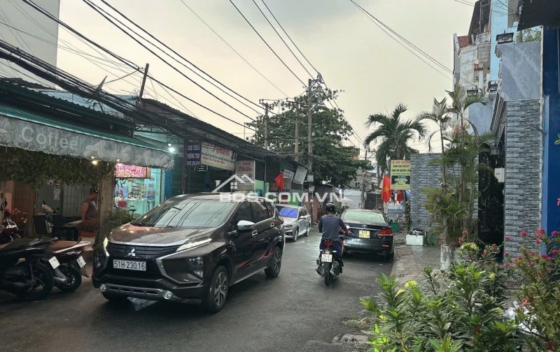 Bán GẤP nhà hẻm 256 Phan Huy Ích ngang 6m 198m2 4 lầu gần Emart, ga Metro nhỉnh 20 tỷ.