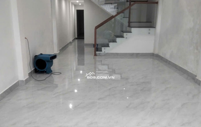 BÁN NHÀ 2 TẦNG GẦN BIỂN ĐƯỜNG GIÁP VĂN CƯƠNG