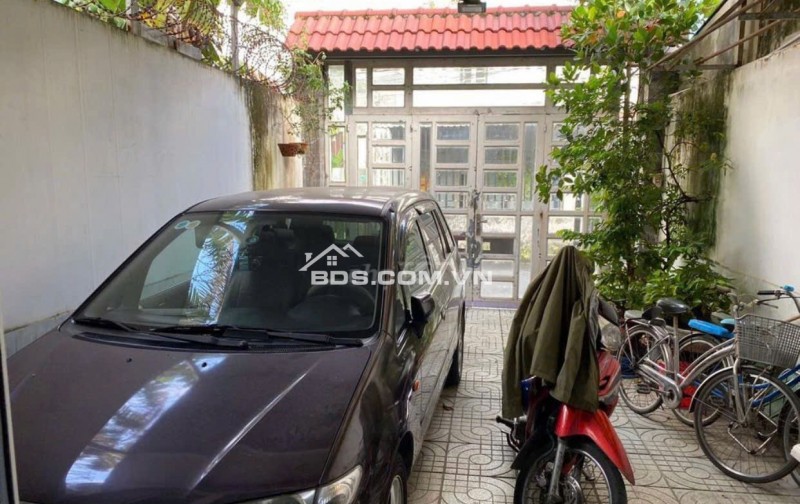 Bán nhà đúc 3 tầng hẻm xe hơi, nhà siêu rộng ở Gò Cát, Phú Hữu Q9