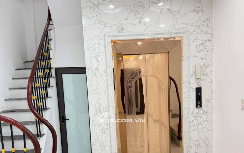 Bán Nhà Gần Phố, Thang Máy Tôn Đức Thắng 46/51m, 6 tầng, giá 18.5 tỷ.