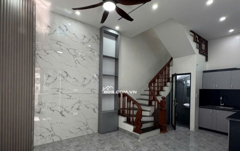 BÁN NHÀ ĐẸP 1.85 TỶ 3 TẦNG XÂY MỚI 31M2 NGÕ NGẮN KHU QUÂN NHÂN