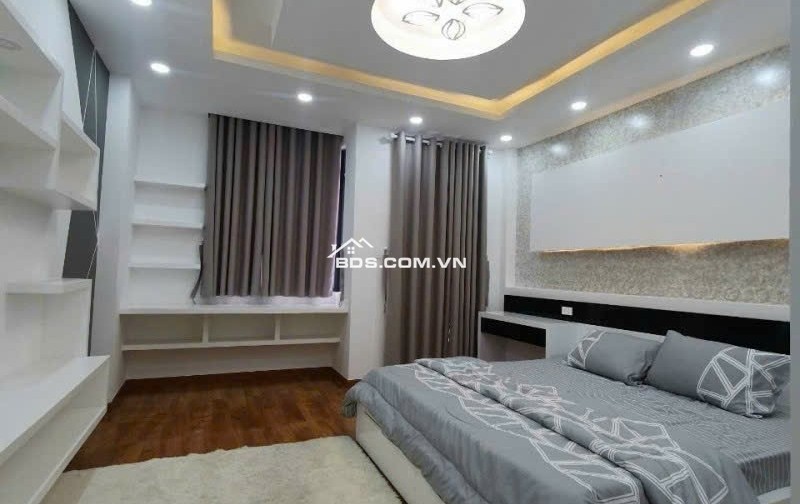 Bán nhà mặt tiền 5L Nguyễn Văn Công 86m2 ngang 4.3m KD căn hộ TN 50tr gần sân bay 15.6 tỷ