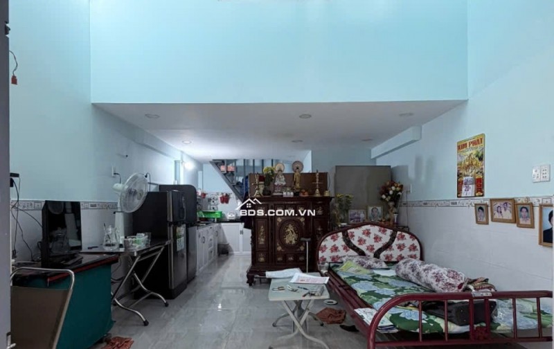 Nhà mới 3 tầng, ô tô đến cửa, đối diện C/C Sơn Kỳ, 3.2 tỷ