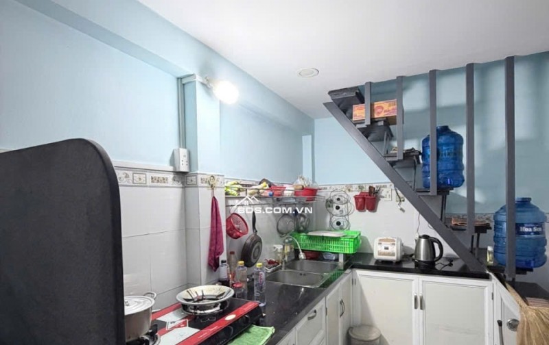 Nhà mới 3 tầng, ô tô đến cửa, đối diện C/C Sơn Kỳ, 3.2 tỷ