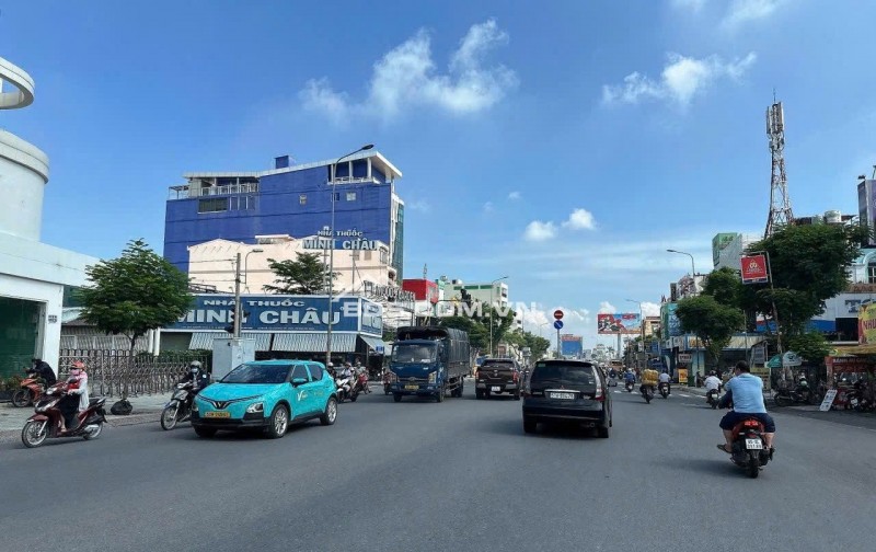 Bán MTKD 30m có vỉa hè Nguyễn Oanh 130m2 ngang 5.2m KD đa nghề gần chợ An Nhơn 21.5 tỷ