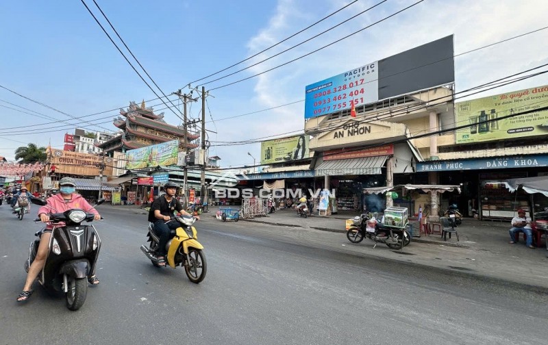 Bán MTKD 30m có vỉa hè Nguyễn Oanh 130m2 ngang 5.2m KD đa nghề gần chợ An Nhơn 21.5 tỷ