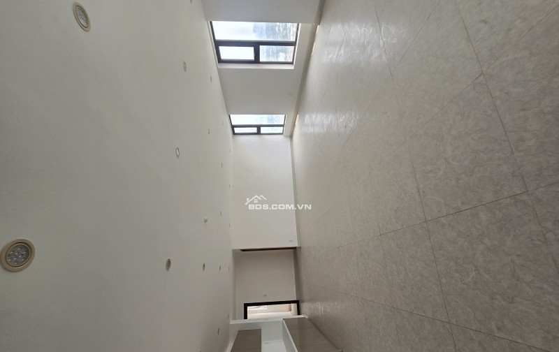 PENTHOUSE 4PN PHẠM VĂN ĐỒNG