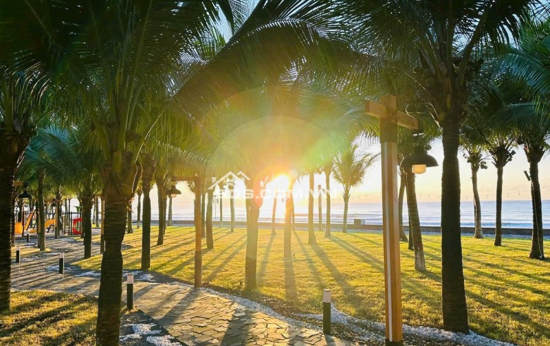 CĂN HỘ NGAY SÁT BIỂN CHỈ VÀI BƯỚC CHÂN- THANH TOÁN CHỈ 10% KÝ HĐMB VÀ ĐƯỢC KÉO DÃN 46TH MỖI THÁNG CHỈ 5TR SIÊU NHẸ NHÀNG