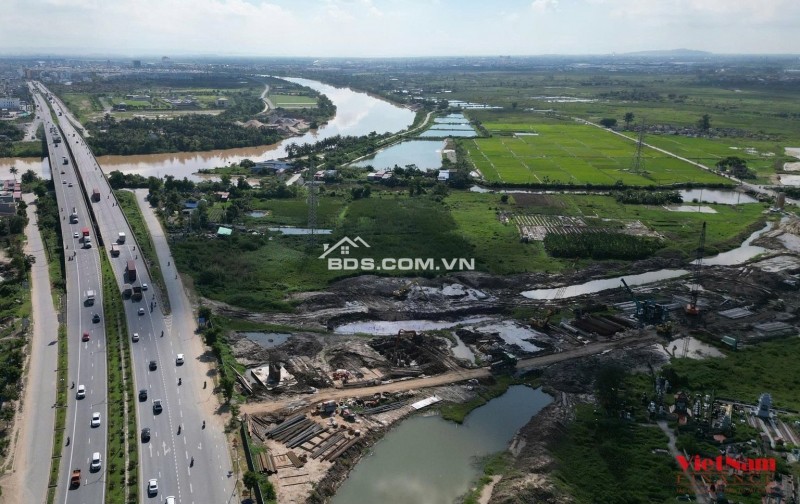 Đất 6000m ở mặt đường Nguyễn Trường Tộ đã có nền, mặt tiền 25m, giá siêu rẻ chỉ 25tr/tháng