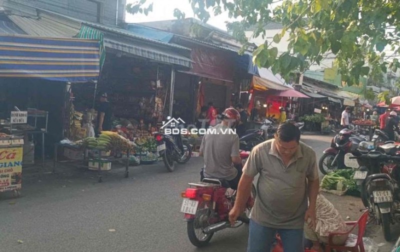Cho thuê nhà ngay mặt tiền chợ Lái Thiêu, vị trí kinh doanh cực tốt