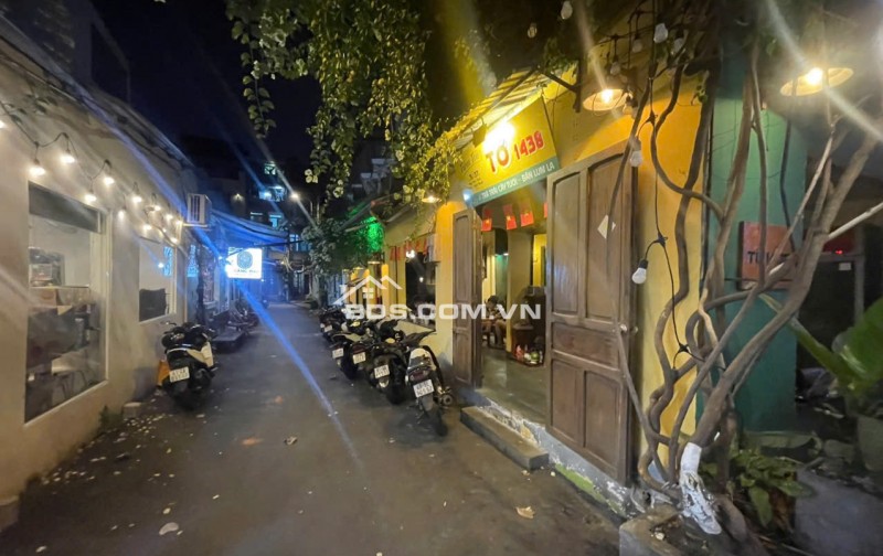 CAFE TỚ 1438 Cần sang gấp vào là kinh doanh ngay tại Bình Thạnh