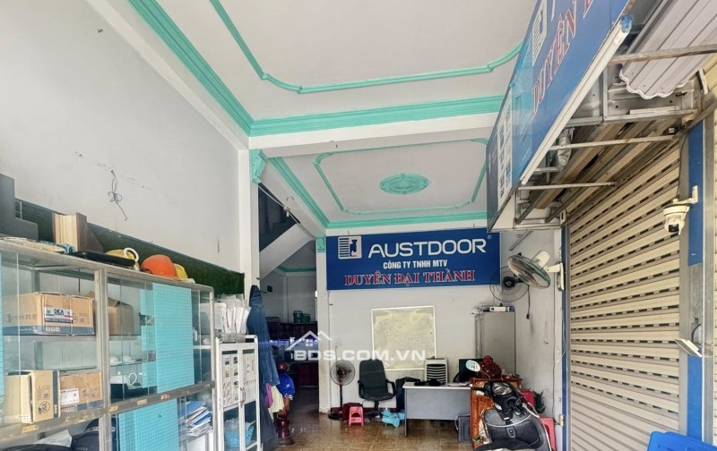 BÁN NHÀ 2 TẦNG 2 MÊ MẶT TIỀN ĐƯỜNG TRƯỜNG CHINH