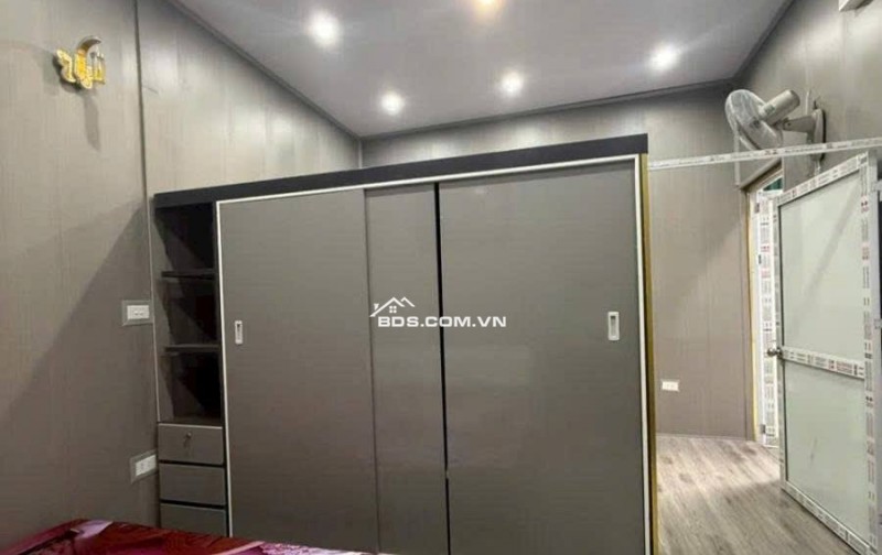 Bán Nhà Gần Phố Bạch Mai, Hai Bà Trưng 53m, 3 tầng, giá 9.5 tỷ