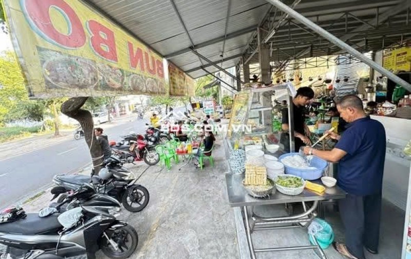 Sang quán bún bò có sẵn vật dụng vào KD ngay tại Hóc Môn