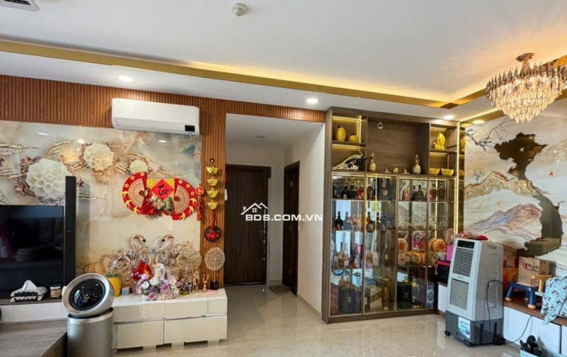 Cần bán căn 75.7m2 Toà nhà ST. Morizt cao cấp nhất Đại lộ Phạm Văn Đồng