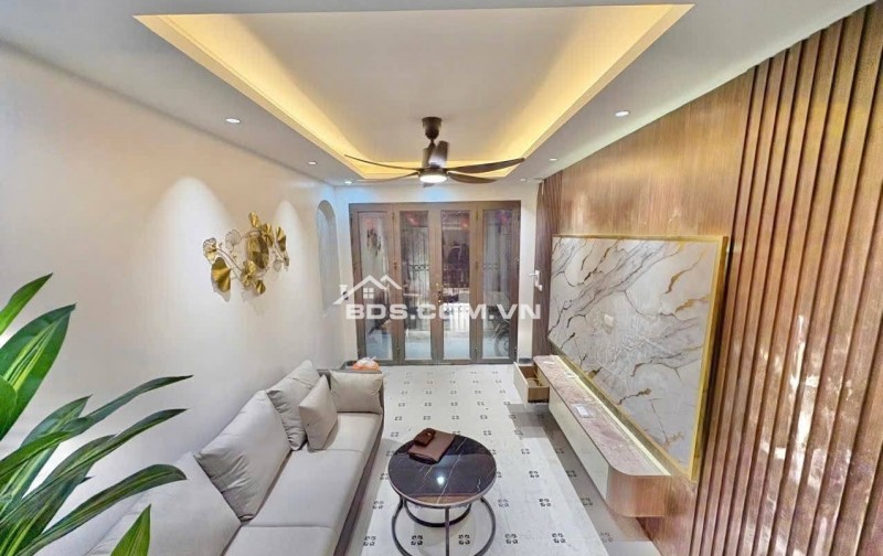 Nhà Đẹp Gần Phố Trương Định, Hai Bà Trưng 30m, 4 tầng, giá 7.5 tỷ