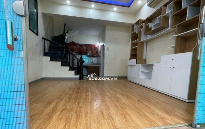 BÁN NHÀ DÂN XÂY ĐẸP 2.19 TỶ 3 TẦNG 41M2 NGÕ NGẮN ĐƯỜNG VĂN CAO