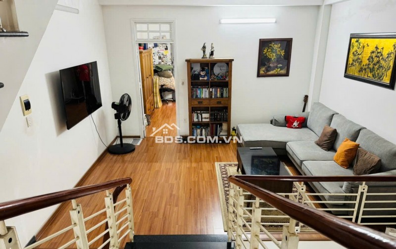 Bán nhà 2 tầng MT đường Dũng Sĩ Thanh Khê - Gần biển