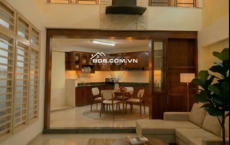 Bán nhà bề ngang lớn cực hiếm 12.5m x 22m hẻm Nguyễn Lâm Bình Thạnh