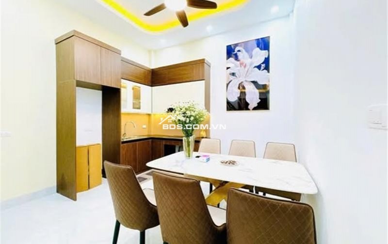 48m², 4 tầng, Ô tô đỗ cửa – Trường Chinh, Đống Đa – Nhà đẹp, full nội thất, ở ngay