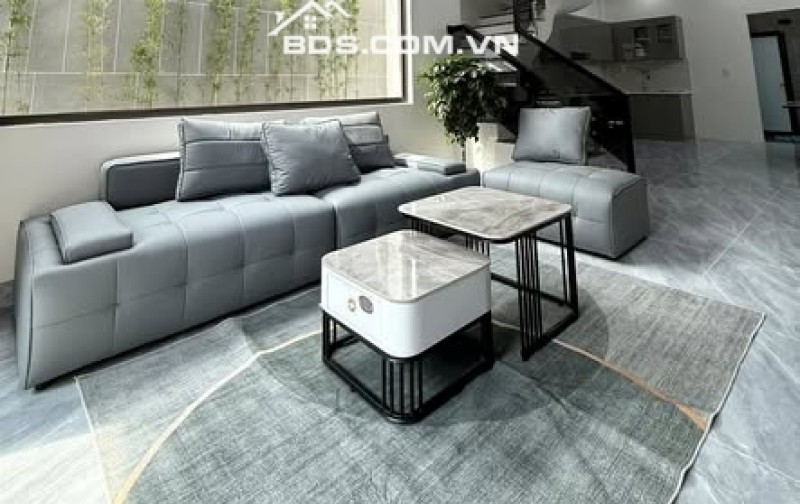 BÁN NHÀ SIÊU ĐẸP 3.35 TỶ 3 TẦNG 71M2 Ô TÔ ĐỖ CỬA NGÕ LỘC VƯỢNG