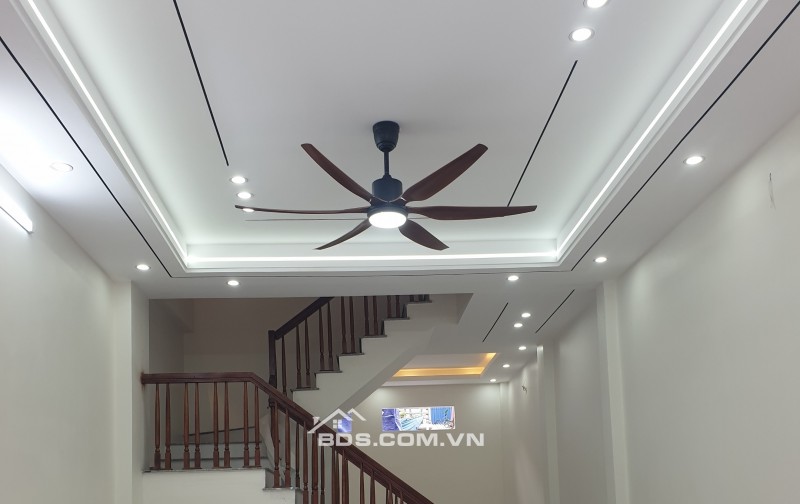 BÁN NHÀ ĐẸP 2.35 TỶ 3 TẦNG 57M2 ( ĐÔNG NAM ) NGÕ PHÙ NGHĨA