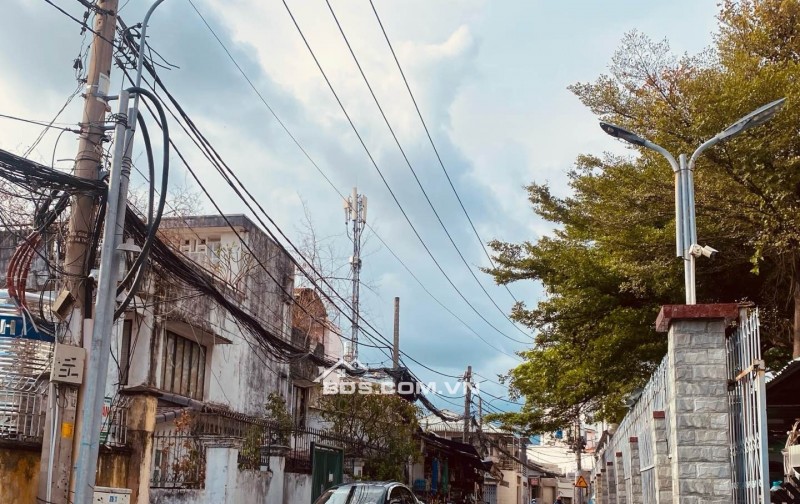 Bán Nhà 3 Tầng Ngay Trung Tâm Linh Chiểu, Phường Thủ Đức, chỉ 3 tỷ