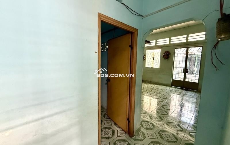 Bán nhà gần Bệnh viện Thủ Đức 96m2 ngang 6m giá 4.2 tỷ