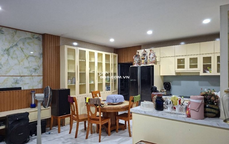 SIÊU PHẨM KHÁCH SẠN 7 TẦNG KHU TÊN LỬA 132M2 NGANG 5,5M THU NHẬP 2,6 TỶ/NĂM