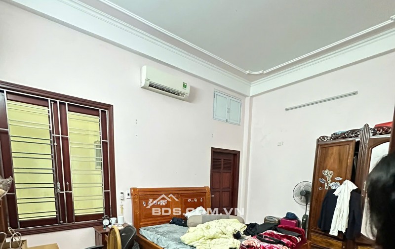 chào bán căn nhà 4 tầng 90m2 hướng đông nam khu ĐÔ thị Trần Lãm