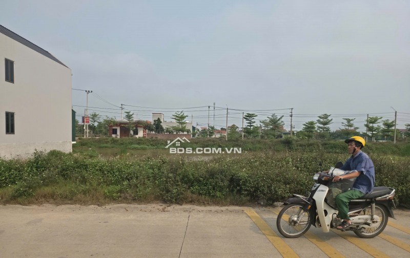 CHÍNH CHỦ CẦN BÁN LÔ ĐẤT VÀNG 150M2 – NGAY SÁT TRƯỜNG THPT YÊN KHÁNH A