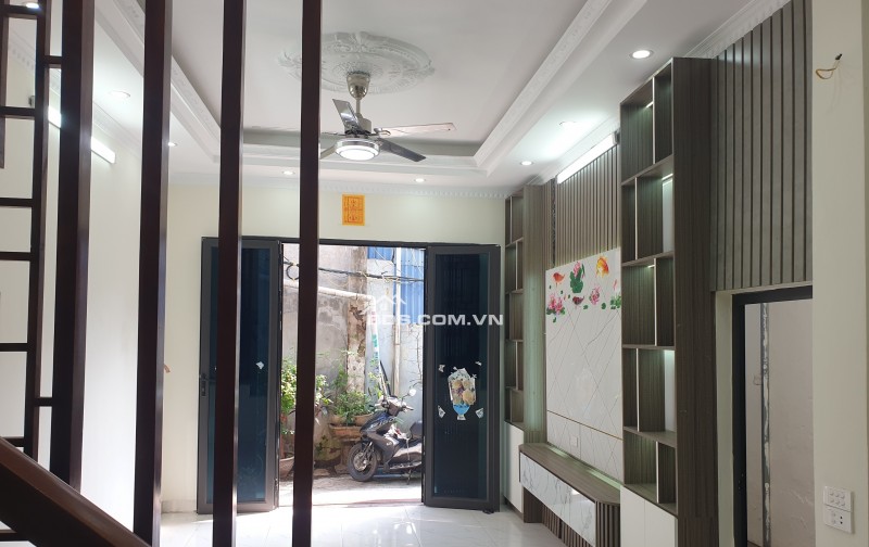 BÁN NHÀ ĐẸP 1.68 TỶ XÂY MỚI 3 TẦNG 45M2 NGÕ ĐOÀN TRẦN NGHIỆP