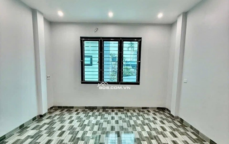 BÁN NHÀ ĐẸP 1.886 TỶ 2 TẦNG 53M2 ( ĐÔNG NAM ) NGÕ VĂN CAO