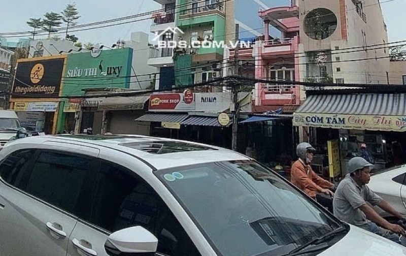 Bán nhà MTKD ngang 5.2m 104m2 gần chợ Phan Văn Trị Bình Thạnh tiện xây VP, CTY 18 tỷ.